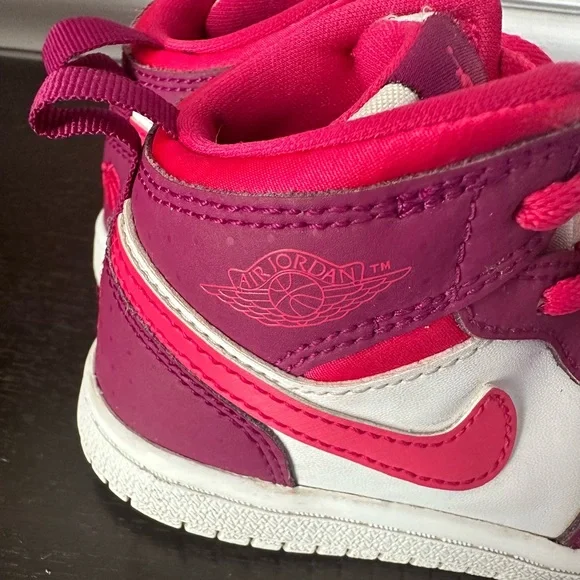 Nike Air Jordan 1 Mid True Berry Rush Pink Toddler Girls Sz 8c - Picture 6 of 7